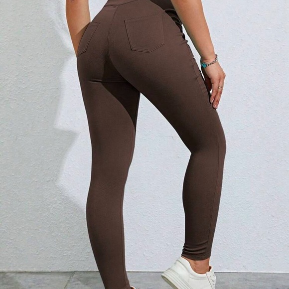 Women skinny stretchy jeans size large - Picture 4 of 5